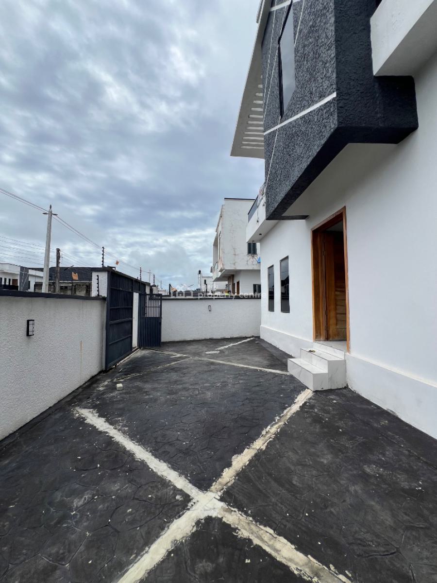 Spacious  Finished Luxury 5 Bed Detached Duplex with Bq, Sangotedo, Ajah, Lagos, Detached Duplex for Sale