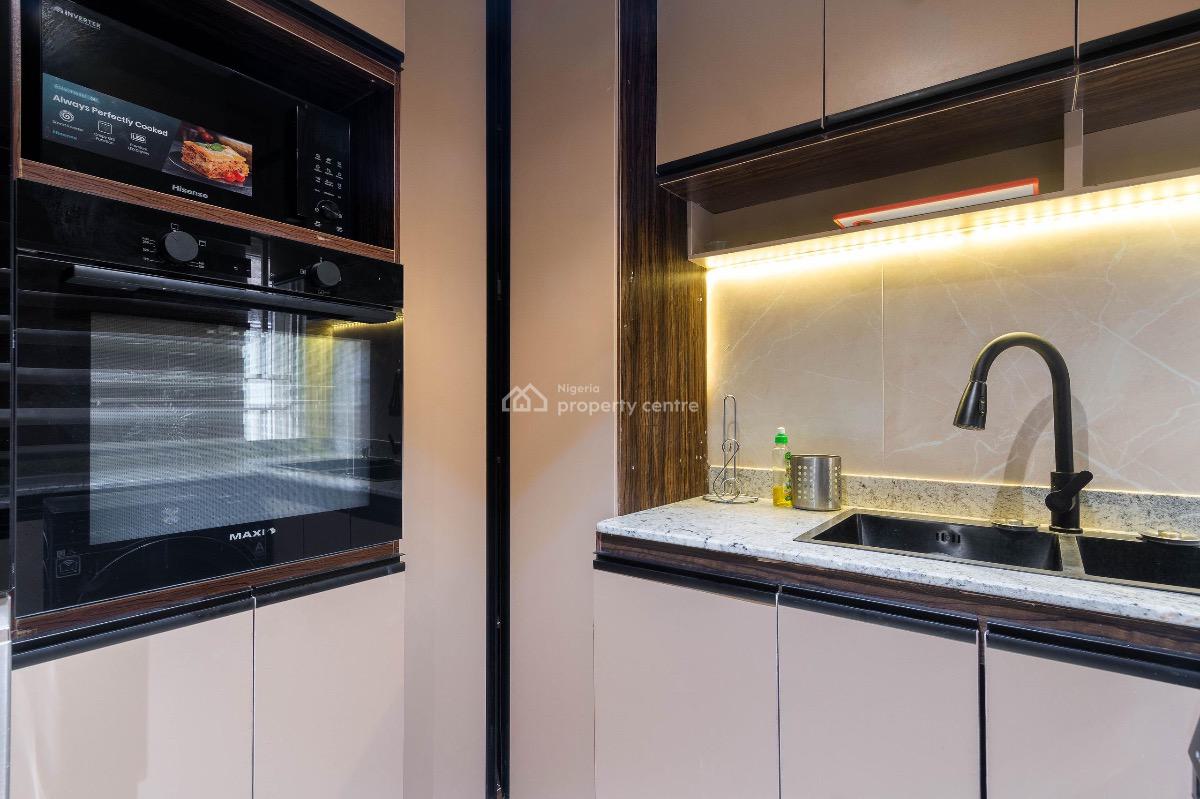 Luxury 3 Bedroom Dublex, Lekki Phase 1, Lekki, Lagos, Hotel / Guest House Short Let