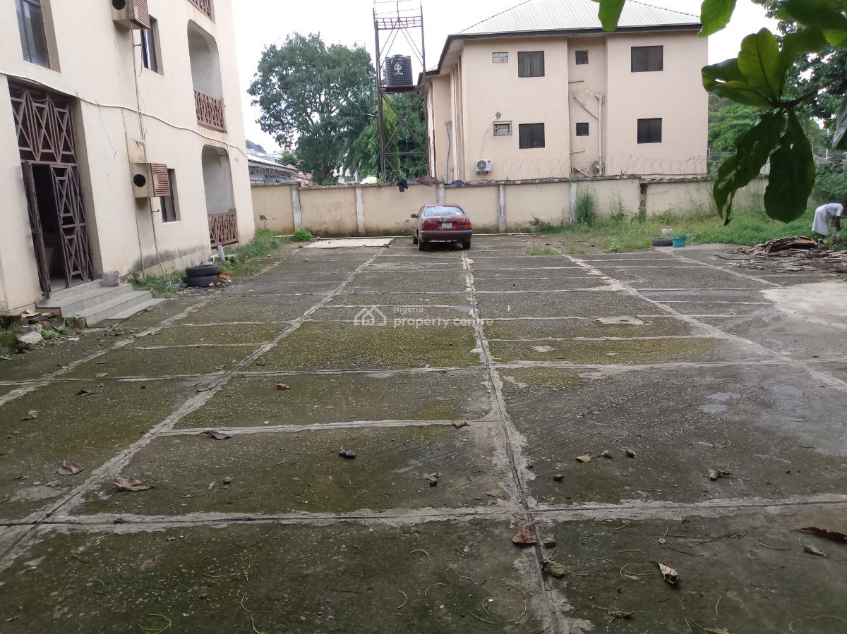 an Old Build of 6units of 3 Bedroom Block, Bisuañ, Zone 7, Wuse, Abuja, Block of Flats for Sale