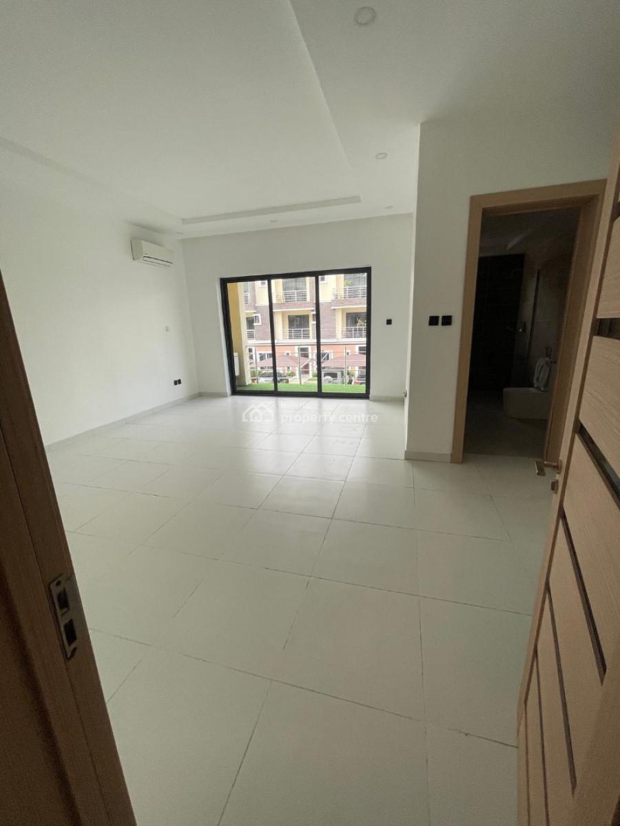Spacious 3 Bedroom Maisonette, Off Bourdillion, Old Ikoyi, Ikoyi, Lagos, Flat / Apartment for Sale