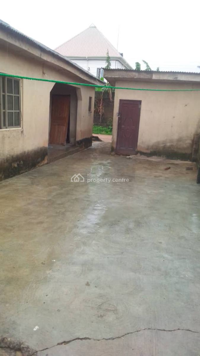 3 Bedroom Bungalow, Magboro, Ogun, Detached Bungalow for Sale