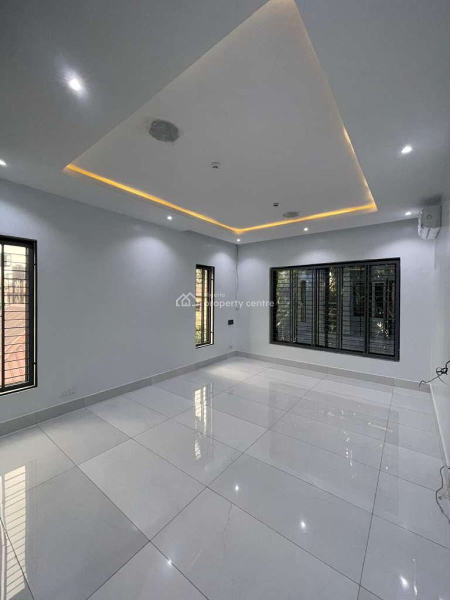 Luxury 5 Bedroom Fully Detached Duplex with Bq,gym &cinema, Lekki Phase 1, Lekki, Lagos, Detached Duplex for Sale