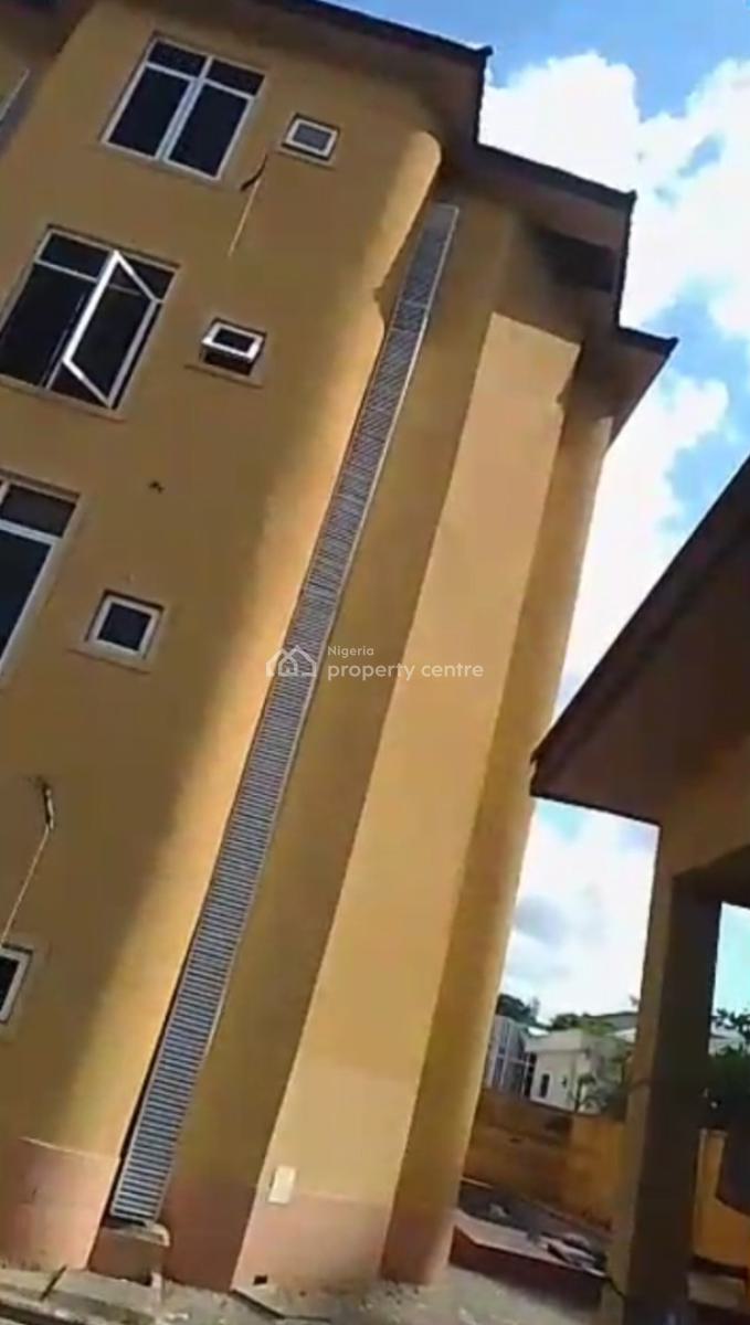 8 Numbers of Flats in Strategic Area, Victoria Island (vi), Lagos, Block of Flats for Sale