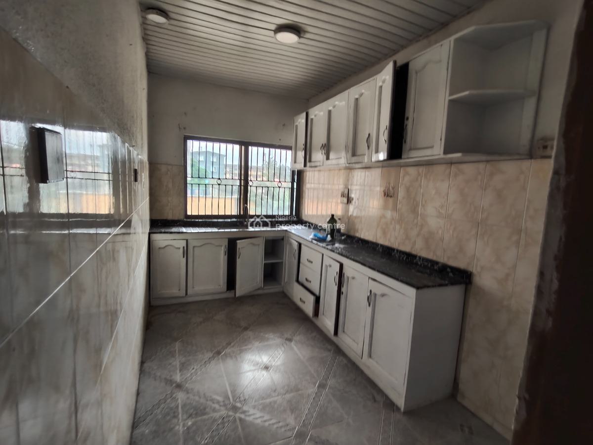 Vacant Spacious 3 Bedrooms Flat, All Rooms Ensutie with Prepaid Meter, Oloko Crescent, Off Wempco Road, Ogba Gra, Ogba, Ikeja, Lagos, Flat / Apartment for Rent