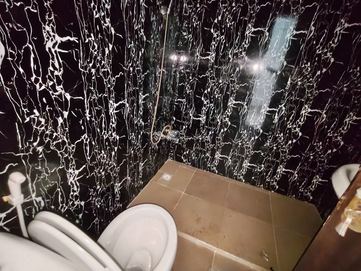 Vacant Spacious 3 Bedrooms Flat, All Rooms Ensutie with Prepaid Meter, Oloko Crescent, Off Wempco Road, Ogba Gra, Ogba, Ikeja, Lagos, Flat / Apartment for Rent