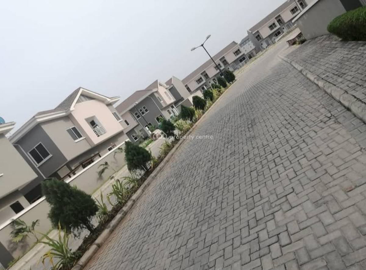 4 Bedroom Spacious House in a Very Premium Estate (zero Flooding), Nike Art Gallery, Ikate Elegushi, Lekki, Lagos, House for Rent
