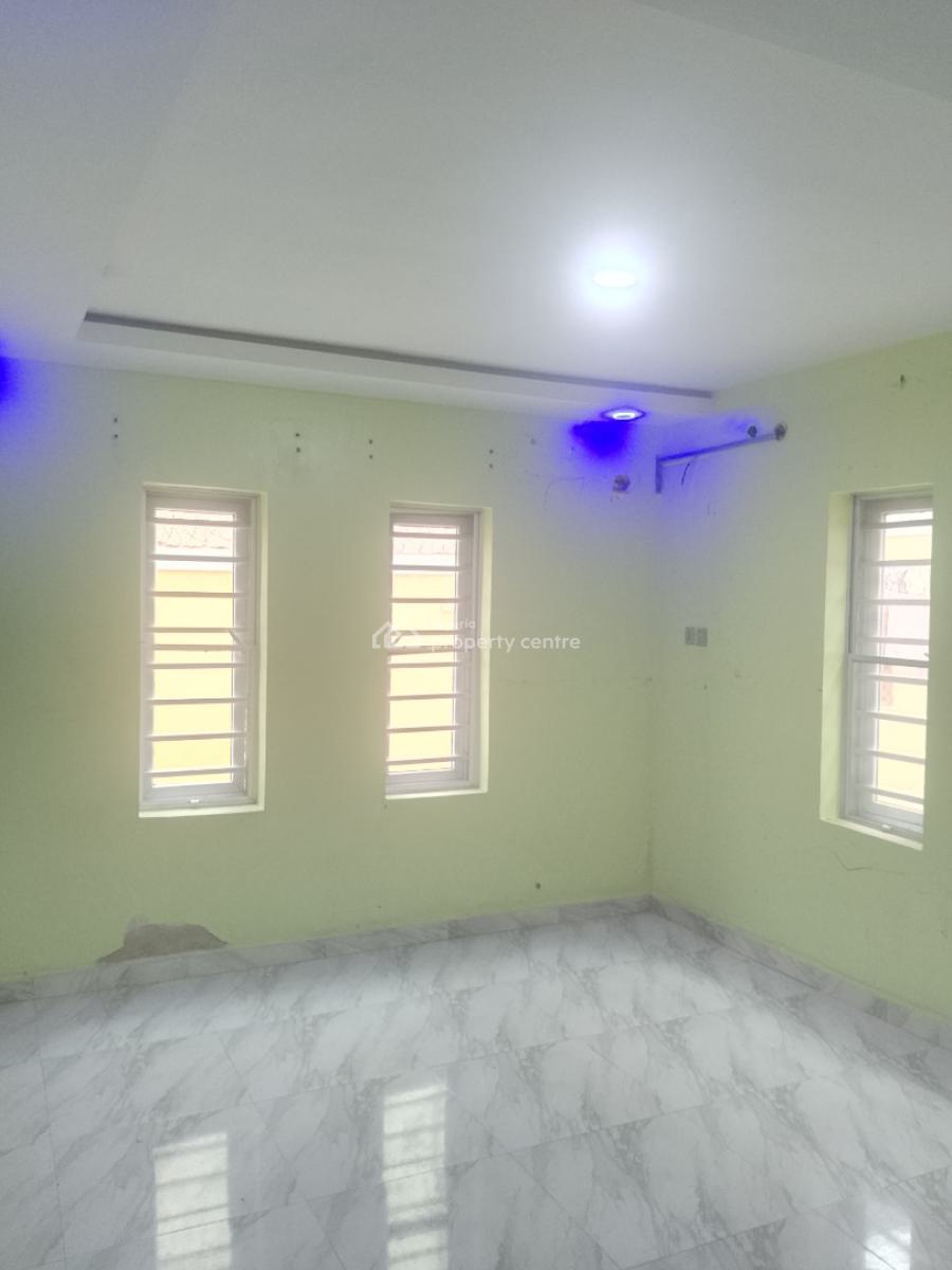 Very Clean 2 Bedroom Just Vacated Fastest Finger Dont Sleep on It, Good News Estate, Sangotedo, Ajah, Lagos, Flat / Apartment for Rent