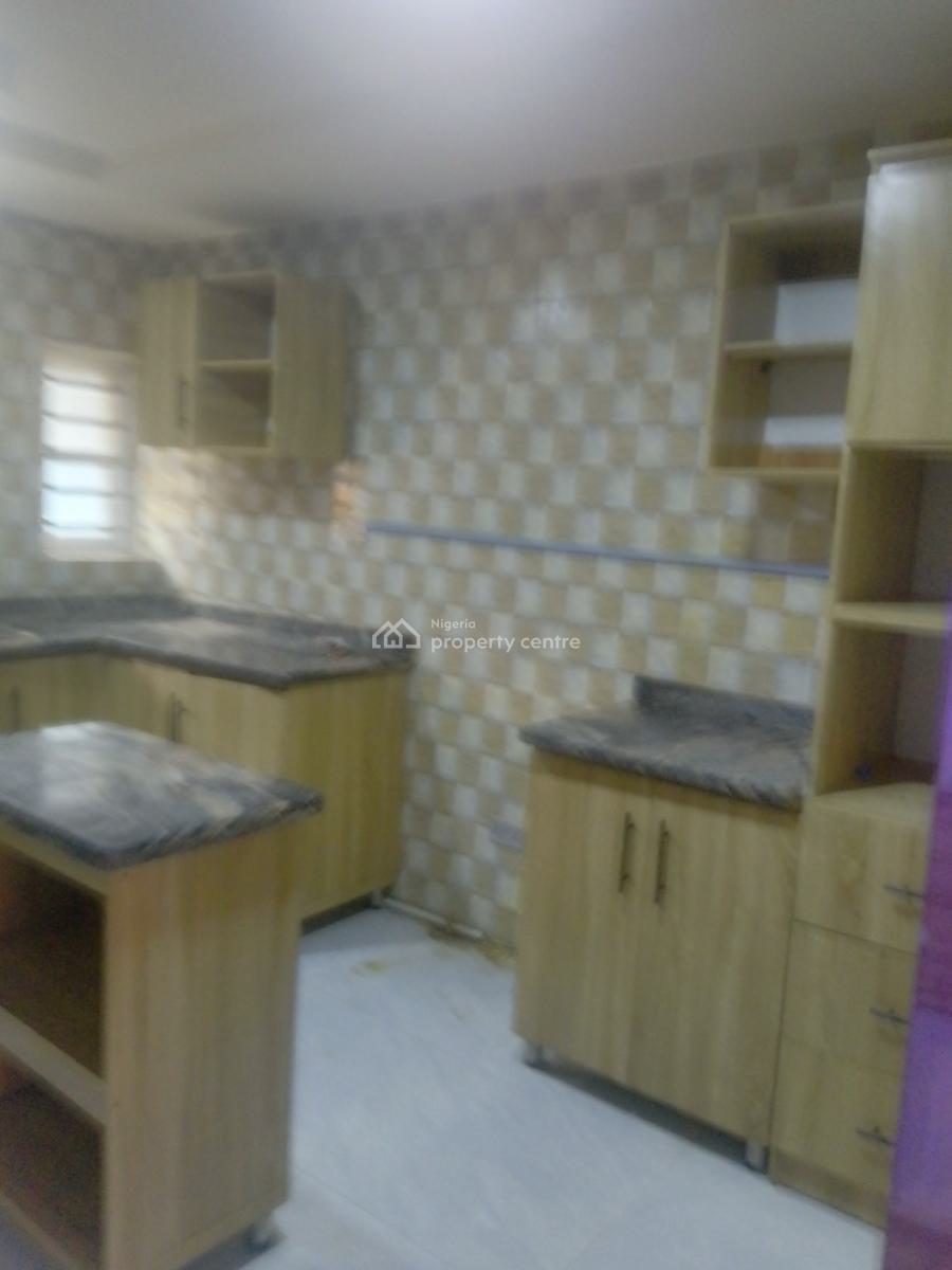 Very Clean 2 Bedroom Just Vacated Fastest Finger Dont Sleep on It, Good News Estate, Sangotedo, Ajah, Lagos, Flat / Apartment for Rent