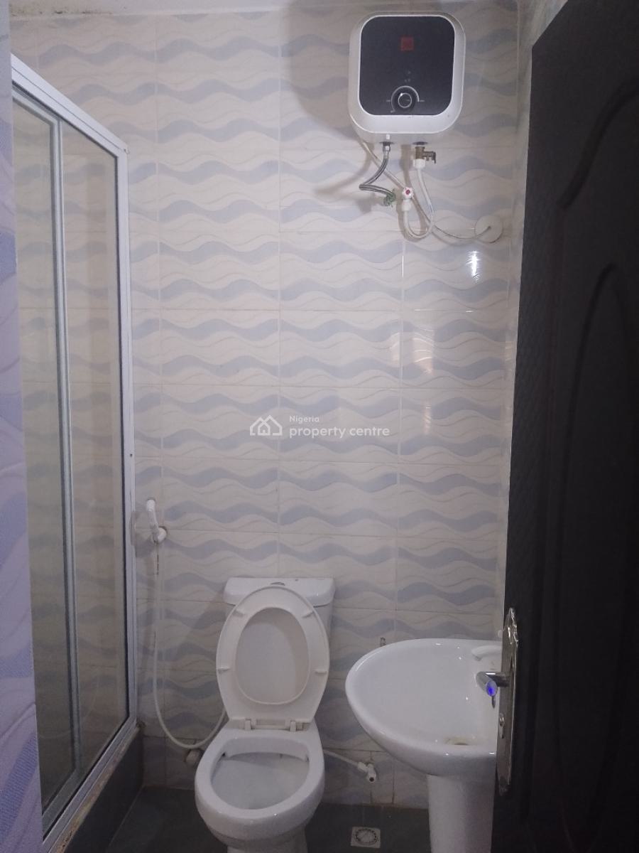 Very Clean 2 Bedroom Just Vacated Fastest Finger Dont Sleep on It, Good News Estate, Sangotedo, Ajah, Lagos, Flat / Apartment for Rent