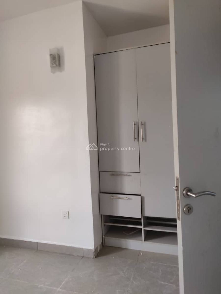 Newly Built 2 Bedrooms Flat, By Gilmore, Jahi, Abuja, Flat / Apartment for Rent