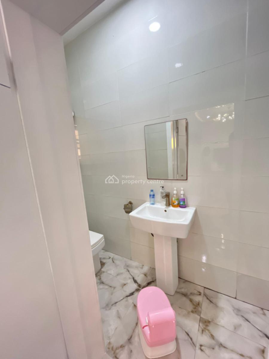Beautiful 4 Bedroom Terrace Duplex, Conservation Road, Chevron, Lekki, Lagos, Terraced Duplex for Sale