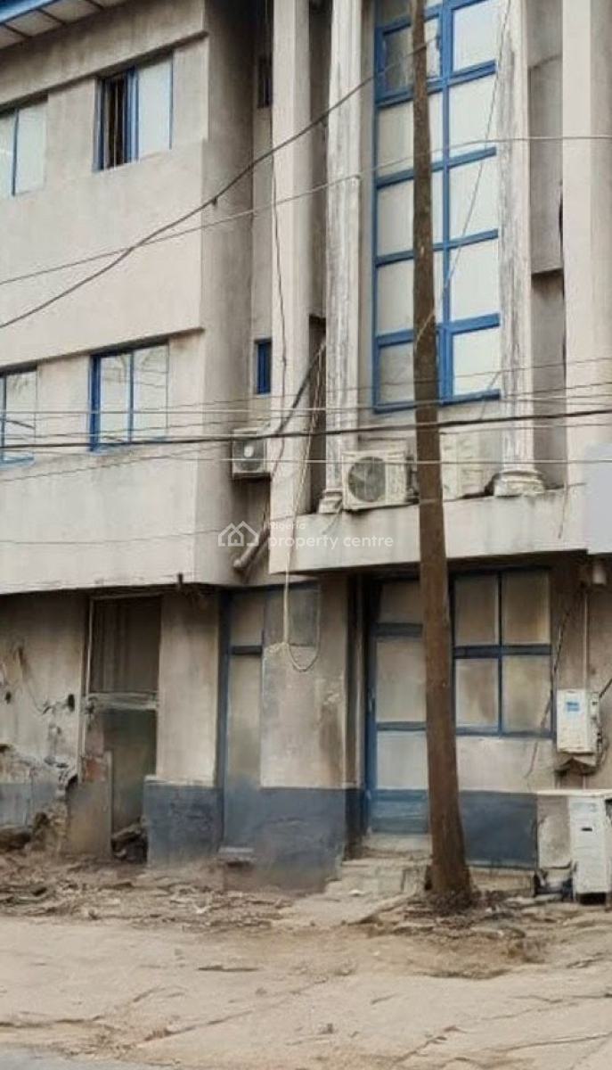 Exceptional Investment Opportunity! This Three Floor Commercial Build, 4, Alara Street, Onike, Yaba, Lagos, Commercial Property for Sale