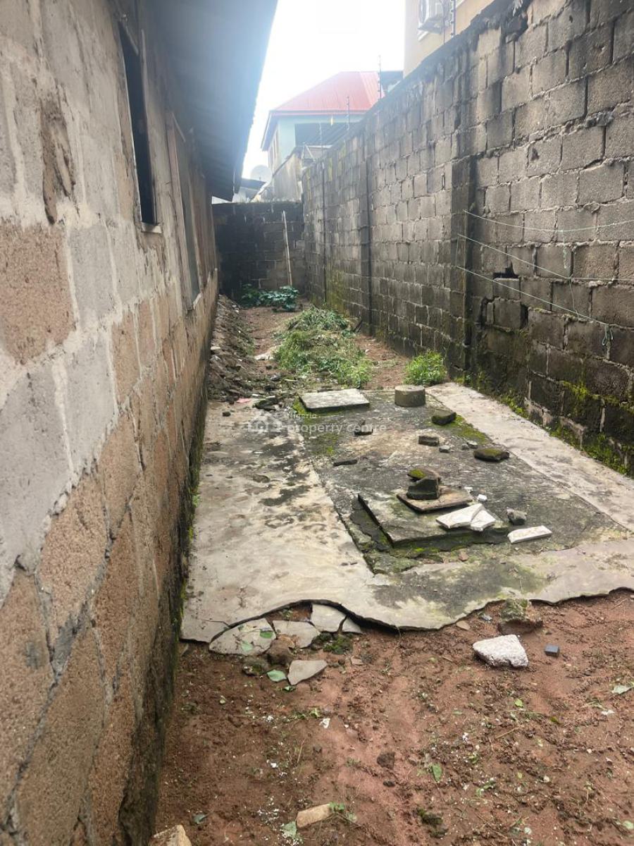 Land with Demolishable Bungalow Measuring Approximately 350sqm, Off Bamisile Street, Egbeda, Alimosho, Lagos, Residential Land for Sale