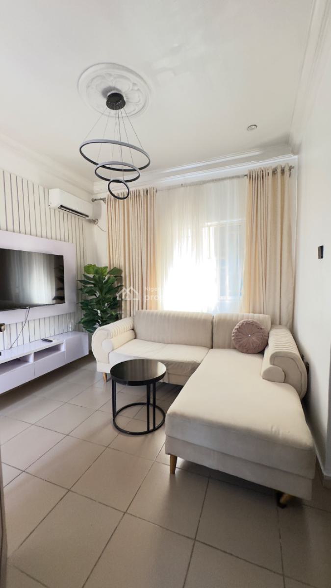 Furnished & Serviced 1 Bedroom Flat, Gwarinpa Extension, Gwarinpa, Abuja, Flat / Apartment for Rent