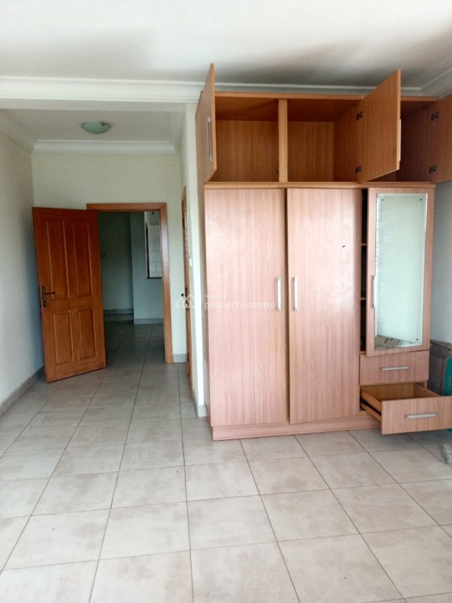 Spacious Room and Parlor (mini Flat) Upstairs, Agungi, Lekki, Lagos, Mini Flat (room and Parlour) for Rent