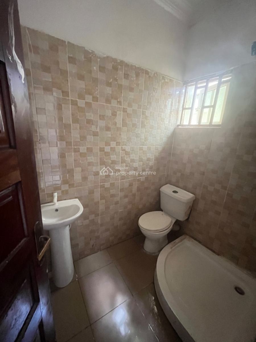 3 Bedroom Flat, Peace Land Estate, Ogombo, Ajah, Lagos, Flat / Apartment for Rent
