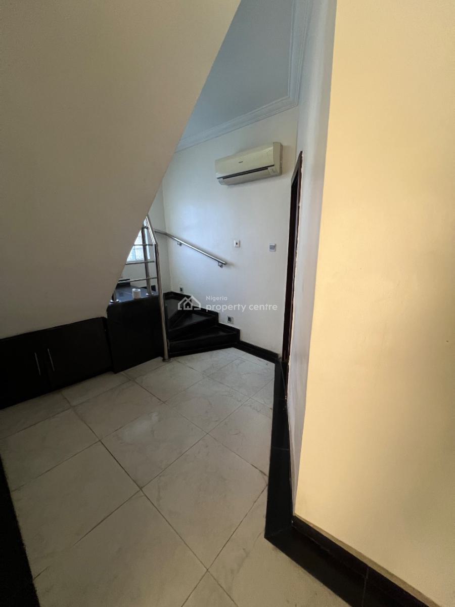 Two Detached Duplexes with a Total of 17 Rooms, Bar and Swimming Pool, Lekki Phase 1, Lekki, Lagos, Commercial Property for Rent