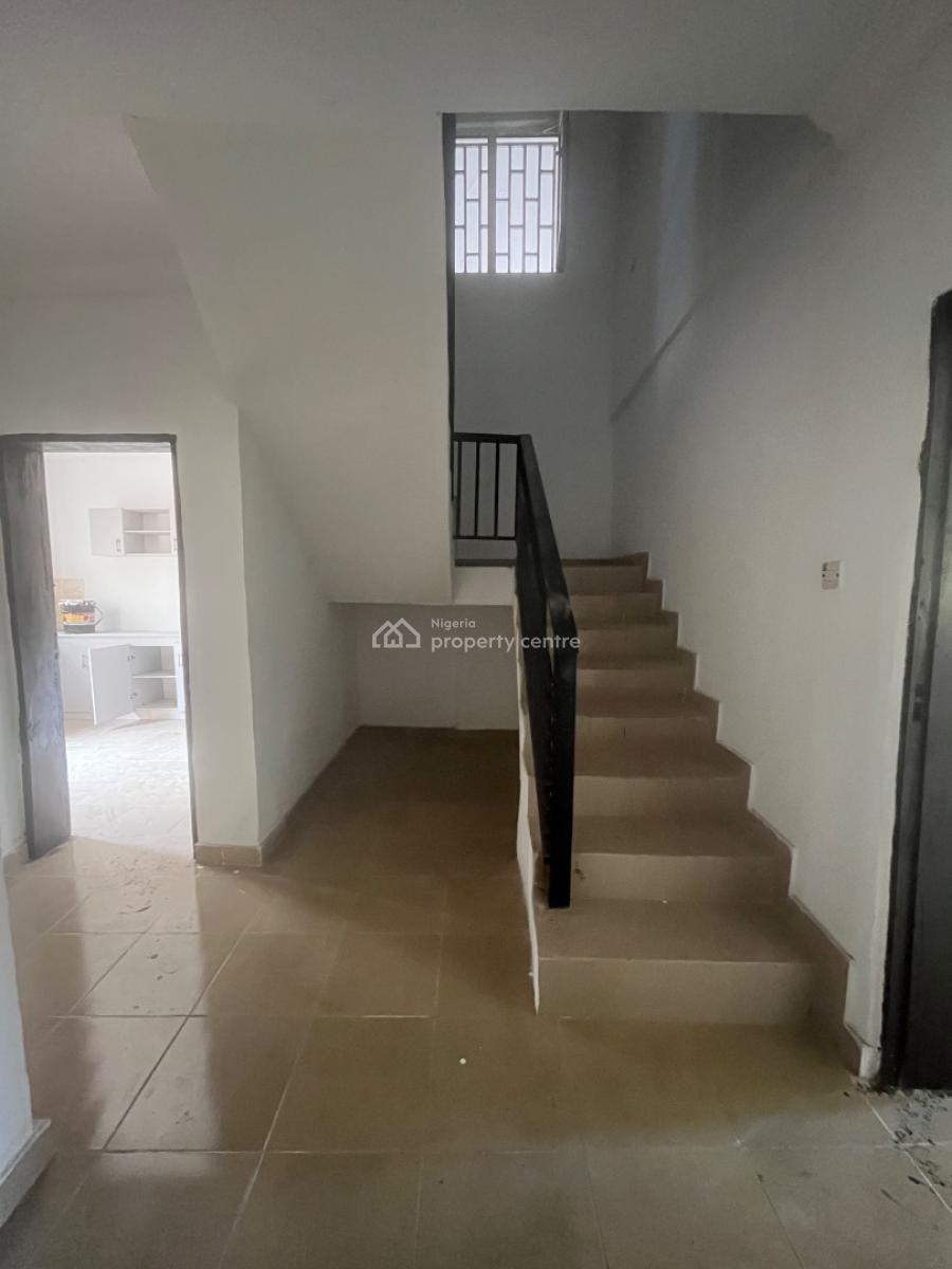 5 Bedroom Duplex, Peace Land Estate, Ogombo, Ajah, Lagos, Flat / Apartment for Rent