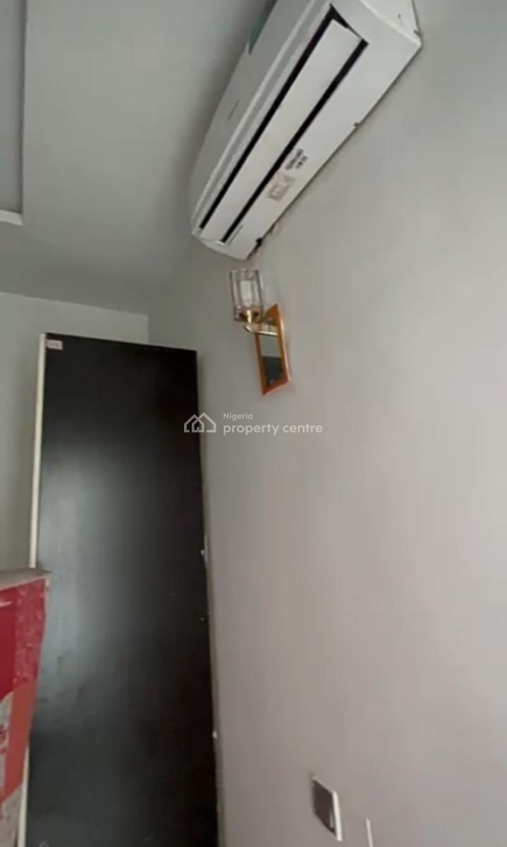Upstairs Bedroom ( Furnished) in a Shared Duplex- (video ), Van Daniels Estate Orchid Road, Lekki, Lagos, Self Contain (single Rooms) for Rent