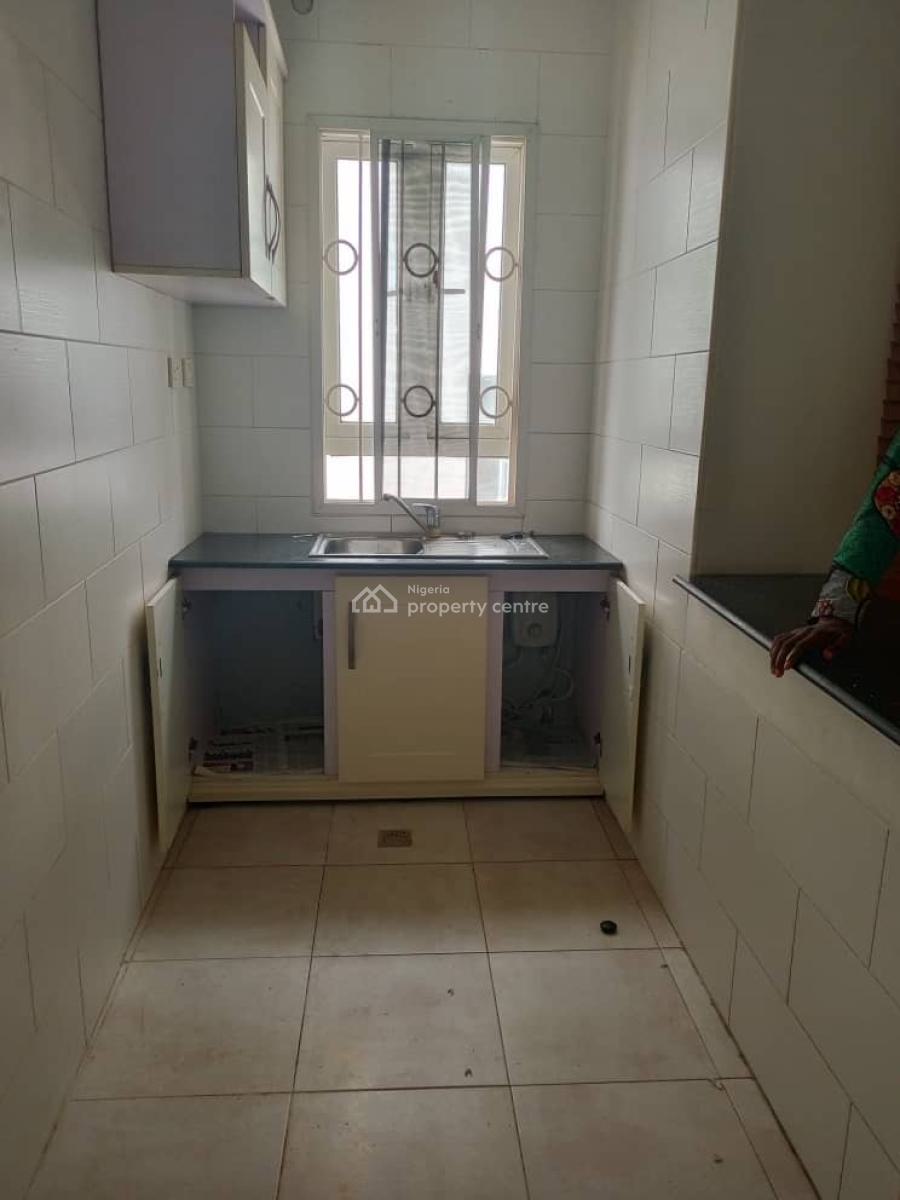 Spacious 1 Bedroom, Agungi, Lekki, Lagos, Mini Flat (room and Parlour) for Rent