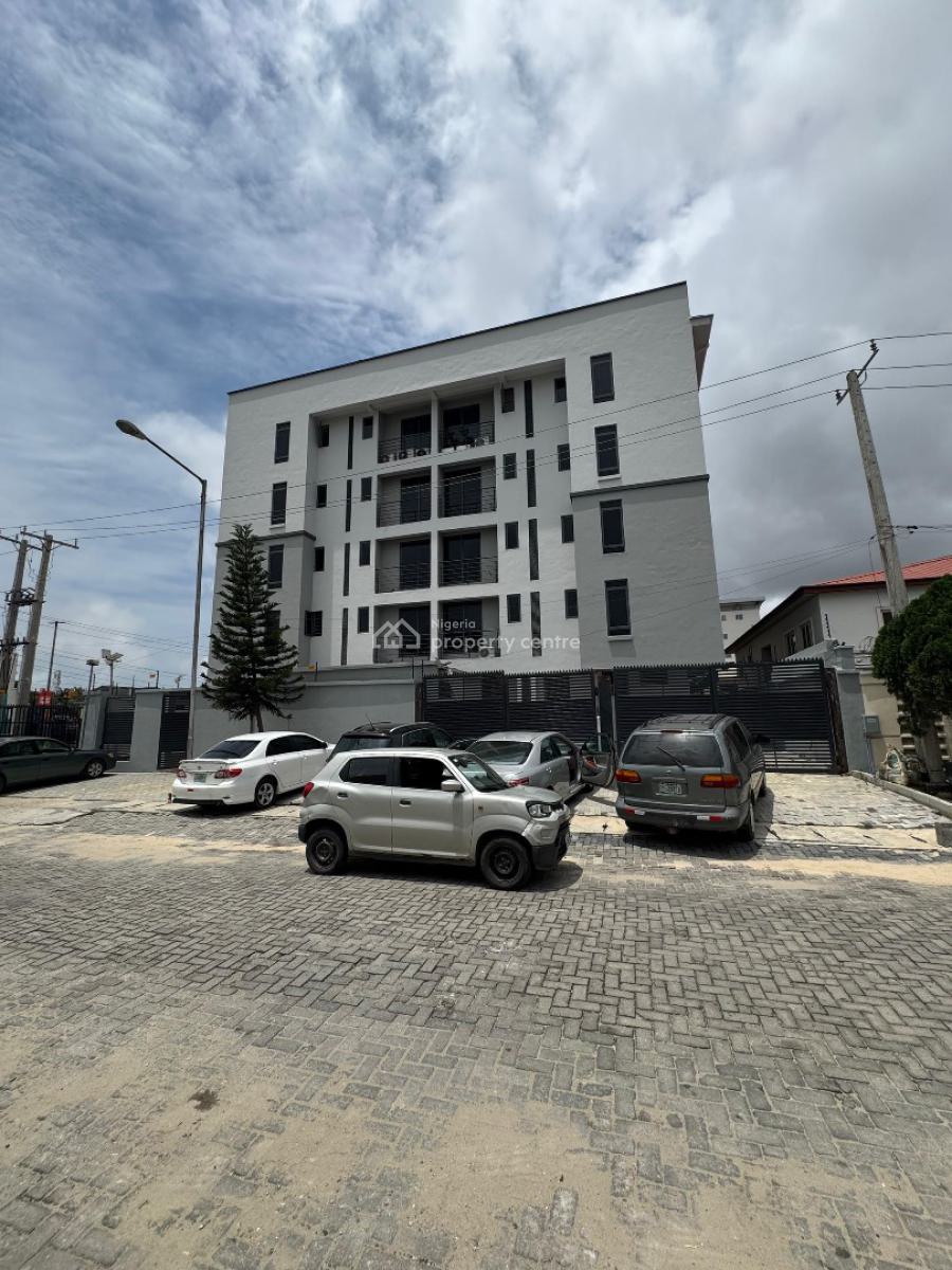 Exquisite 3 Bedroom Luxury Apartment, Close Proximity to Evercare Hospital, Lekki Peninsula Scheme 1, Lekki Phase 1, Lekki, Lagos, Block of Flats for Sale