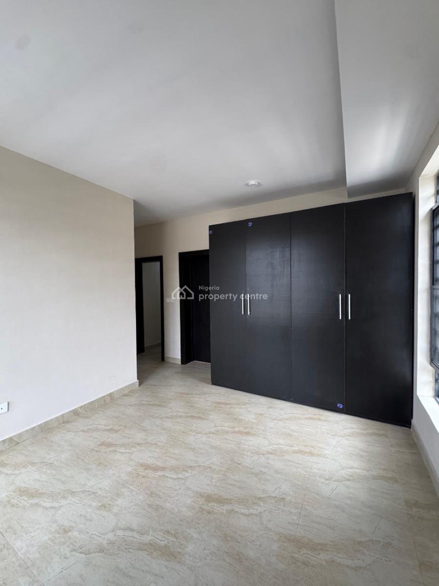 Exquisite 3 Bedroom Luxury Apartment, Close Proximity to Evercare Hospital, Lekki Peninsula Scheme 1, Lekki Phase 1, Lekki, Lagos, Block of Flats for Sale
