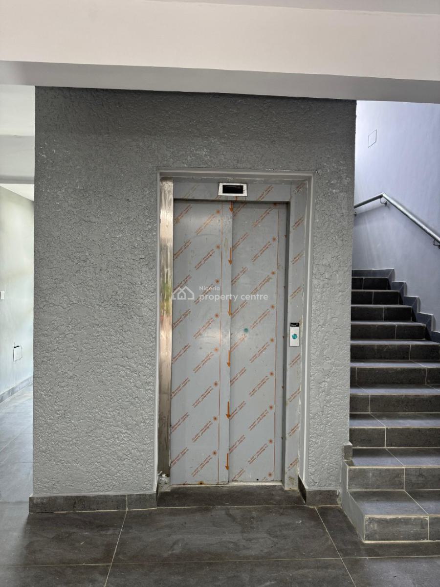 Exquisite 3 Bedroom Luxury Apartment, Close Proximity to Evercare Hospital, Lekki Peninsula Scheme 1, Lekki Phase 1, Lekki, Lagos, Block of Flats for Sale