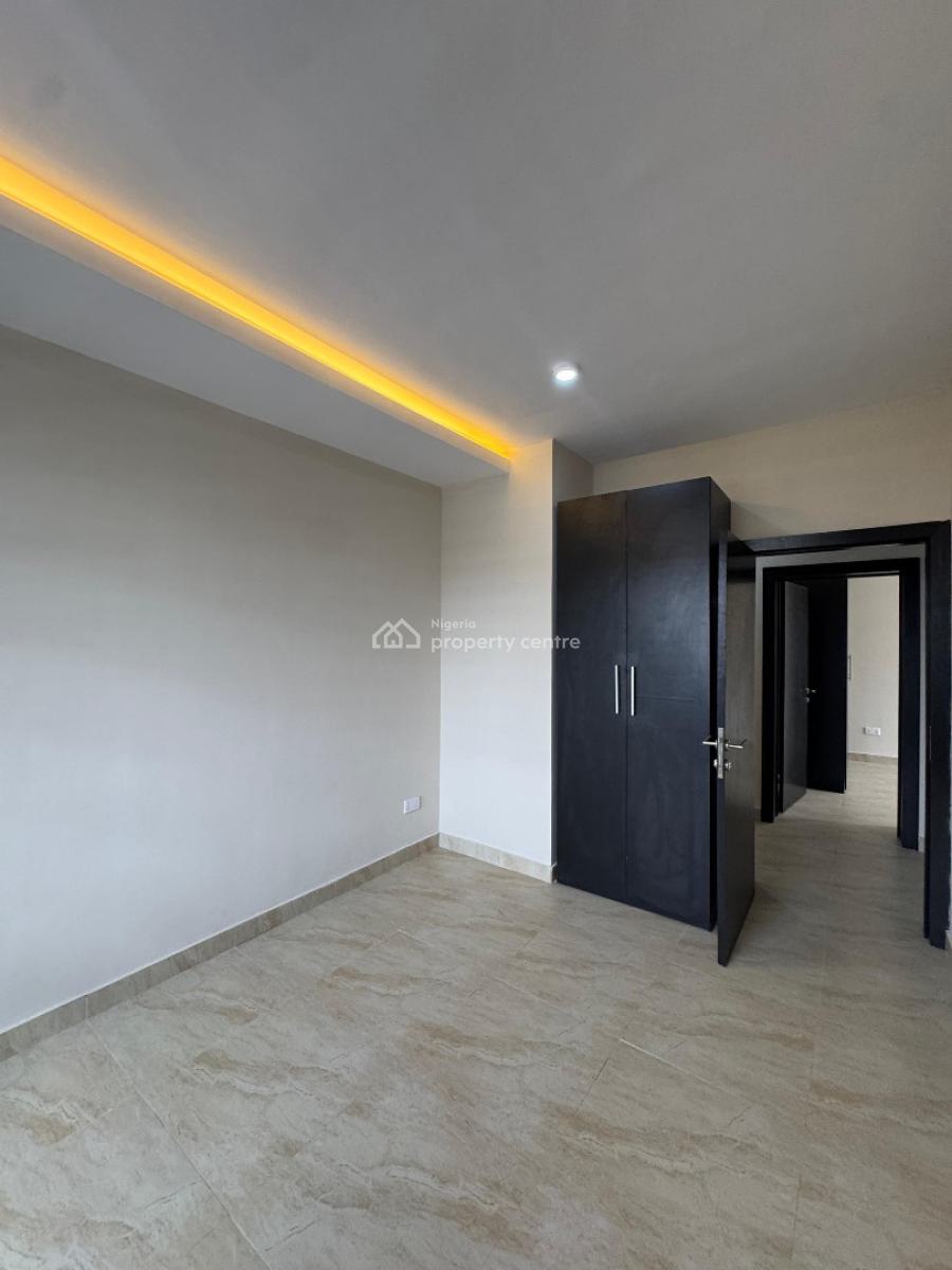Exquisite 3 Bedroom Luxury Apartment, Close Proximity to Evercare Hospital, Lekki Peninsula Scheme 1, Lekki Phase 1, Lekki, Lagos, Block of Flats for Sale