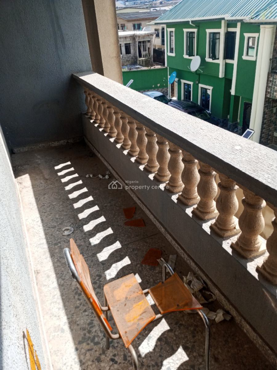 a Very Spacious 3 Bedroom Flat Apartment, Upstairs, Progressive Estate, Ojodu Berger, Ojodu, Lagos, Flat / Apartment for Rent