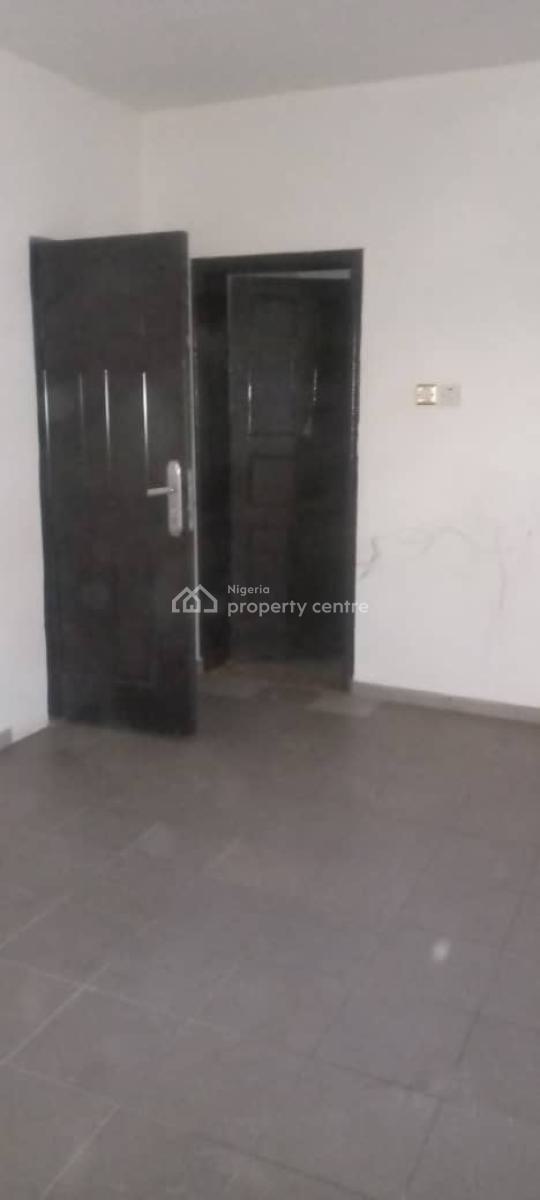 Spacious Clean Self Contain on First Floor, Wuse 2, Abuja, Self Contain (single Rooms) for Rent