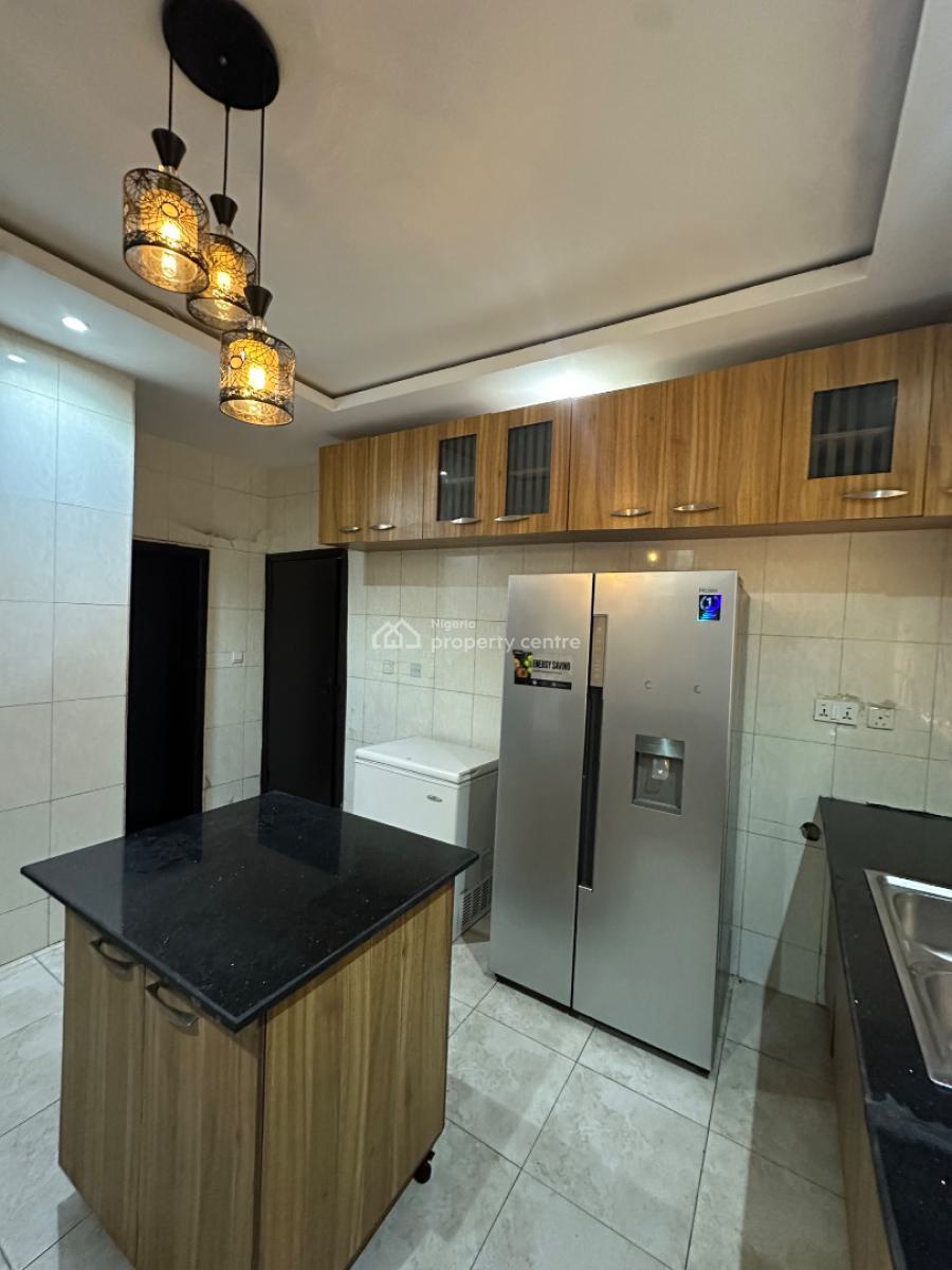 3 Bedroom Service Apartment, Opebi, Ikeja, Lagos, Flat / Apartment Short Let