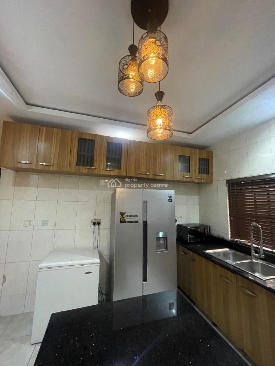 3 Bedroom Service Apartment, Opebi, Ikeja, Lagos, Flat / Apartment Short Let