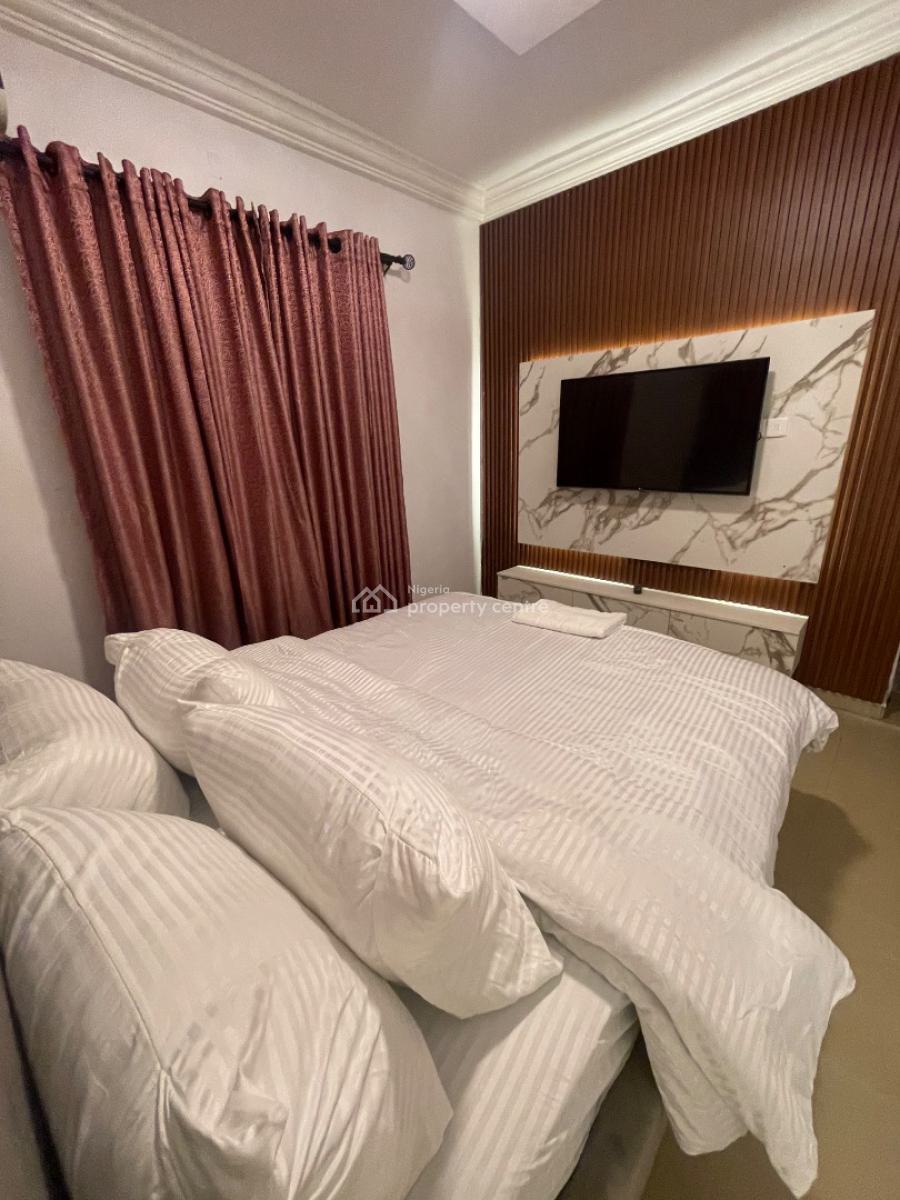 3 Bedroom Service Apartment, Opebi, Ikeja, Lagos, Flat / Apartment Short Let
