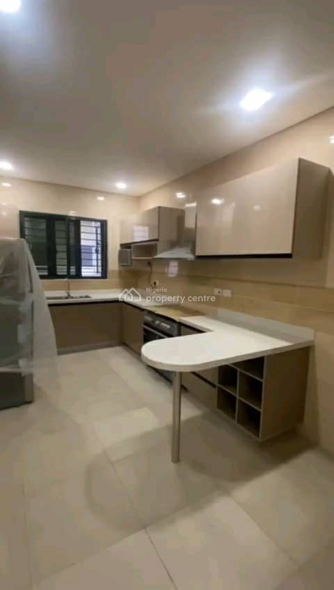 Luxury 3 Bedroom Apartment, Off Bourdillon Road, Ikoyi, Lagos, Flat / Apartment for Rent