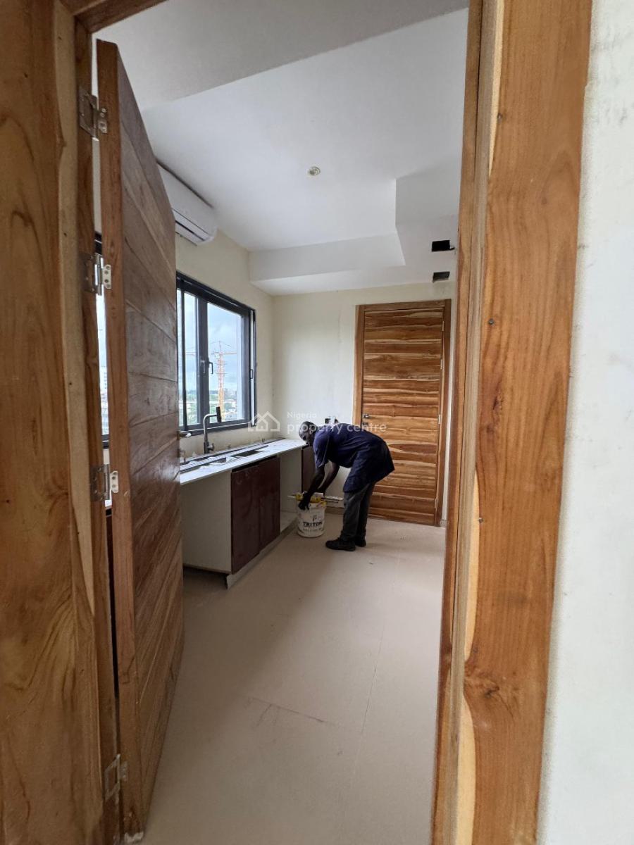 Best Buy 2 Bedroom Apartment, Victoria Island (vi), Lagos, Block of Flats for Sale
