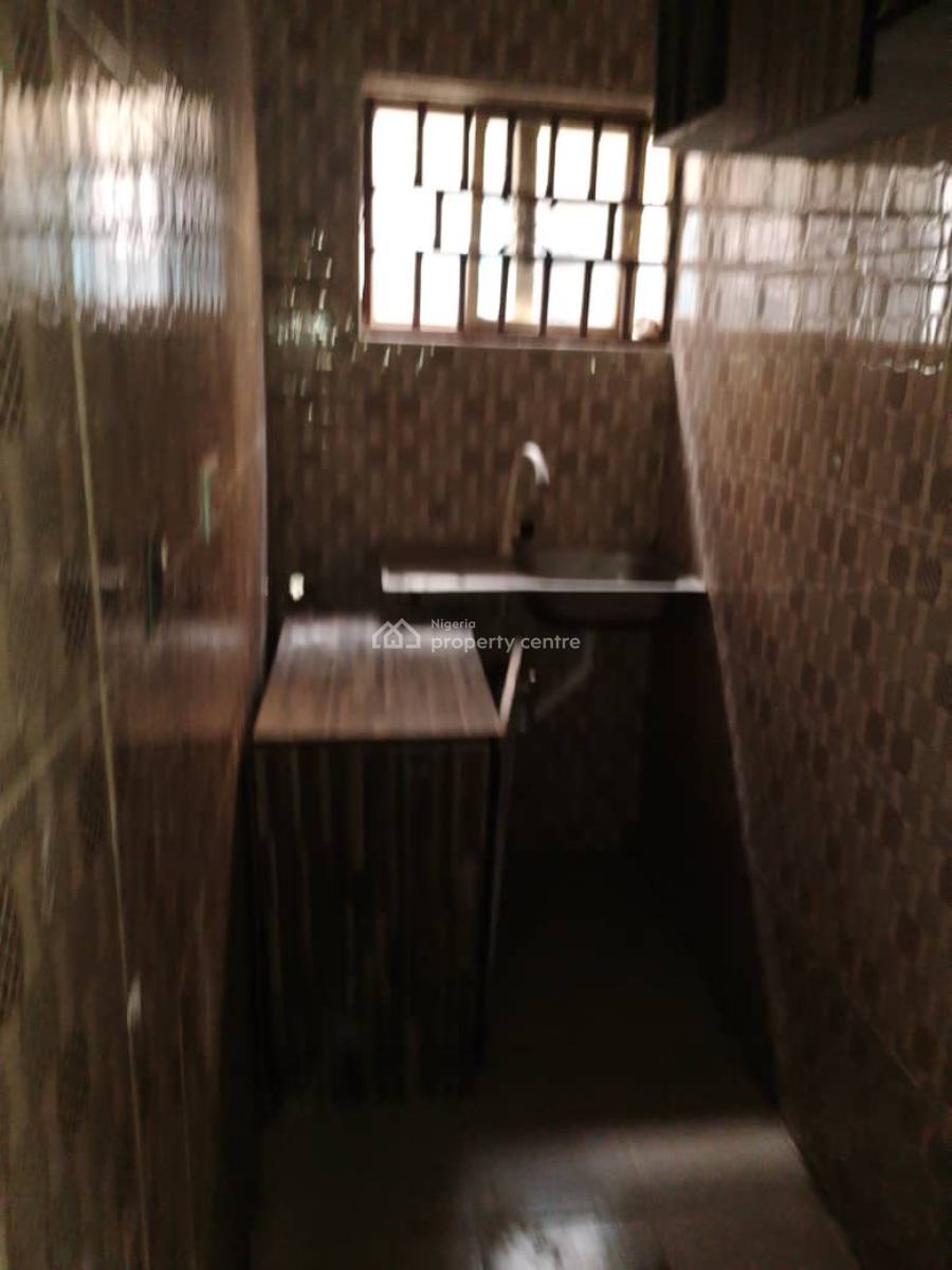 a Standard Selfcon in an Estate in Lekki, Ikota Villa Estate, Ikota, Lekki, Lagos, Flat / Apartment for Rent