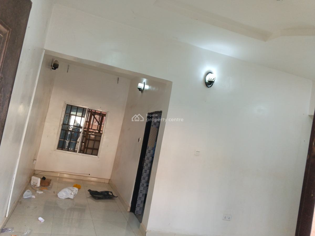 Sharp 2 Bedrooms, Tarred Road, News Engineering, Dawaki, Gwarinpa, Abuja, Flat / Apartment for Rent