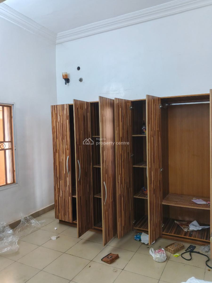 Sharp 2 Bedrooms, Tarred Road, News Engineering, Dawaki, Gwarinpa, Abuja, Flat / Apartment for Rent