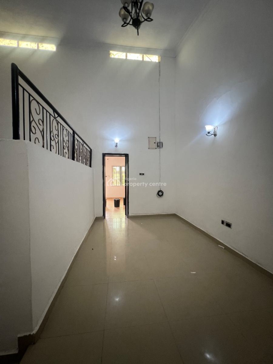 Newly Renovated, Three Bedroom Terraced Duplex, Lekki Gardens Phase 4, Ajah, Lagos, Terraced Duplex for Rent