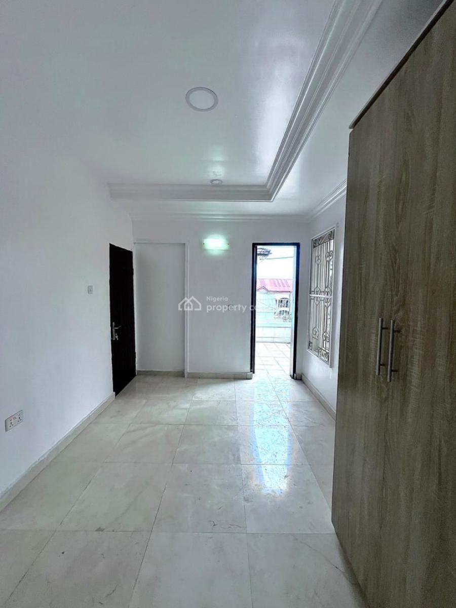 Luxury 3 Bedroom Apartment a Secure and Serene Environment, Lekki Phase 1, Lekki, Lagos, Flat / Apartment for Rent