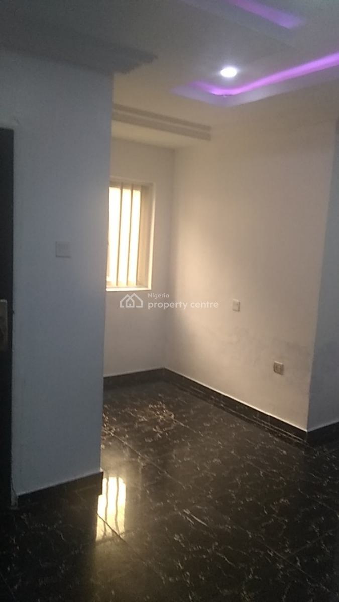 Luxury Spot on Serviced Room Self Contain for 4 Months, Yaba, Lagos, Self Contain (single Rooms) Short Let
