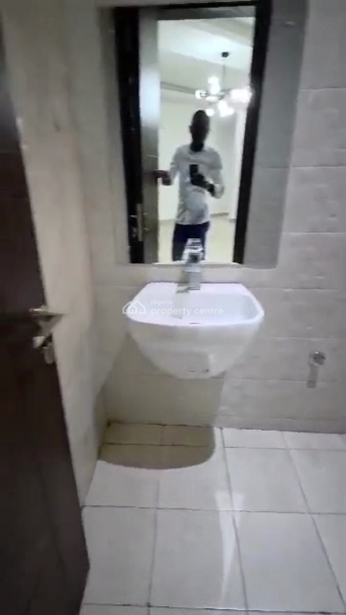 Brand New 3 Bedroom Flat Ensuit Upstairs with Bq, Ikeja Gra, Ikeja, Lagos, Flat / Apartment for Rent