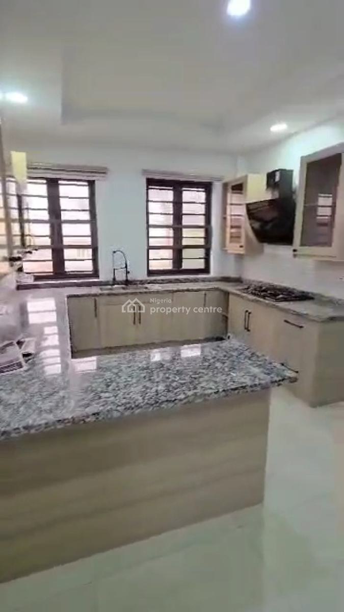 Brand New 3 Bedroom Flat Ensuit Upstairs with Bq, Ikeja Gra, Ikeja, Lagos, Flat / Apartment for Rent