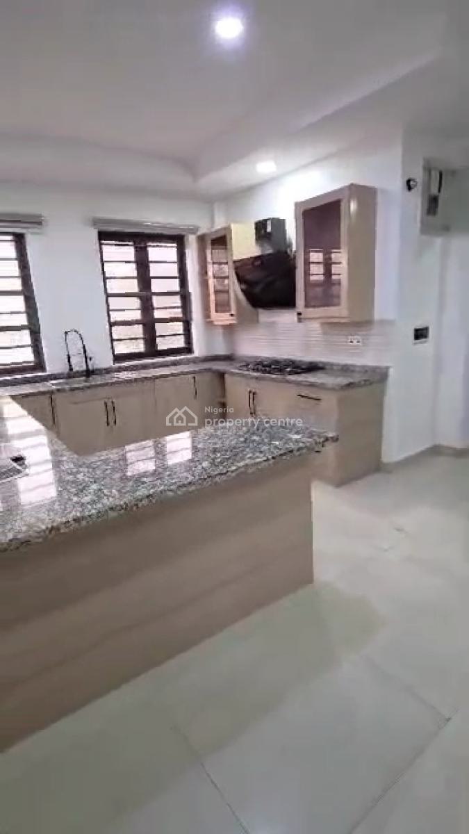 Brand New 3 Bedroom Flat Ensuit Upstairs with Bq, Ikeja Gra, Ikeja, Lagos, Flat / Apartment for Rent