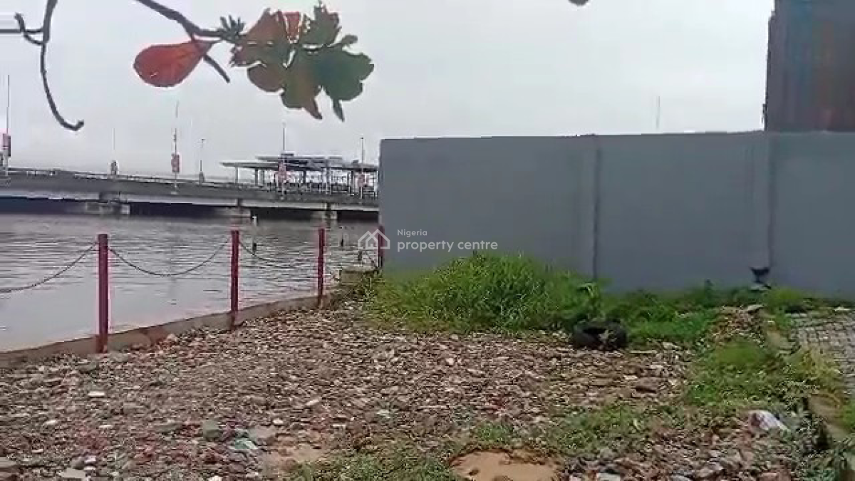 Waterfront Bare Land of Approximately 1,000sqm, Waterfront Off Admiralty Way, Lekki Phase 1, Lekki, Lagos, Commercial Land for Rent