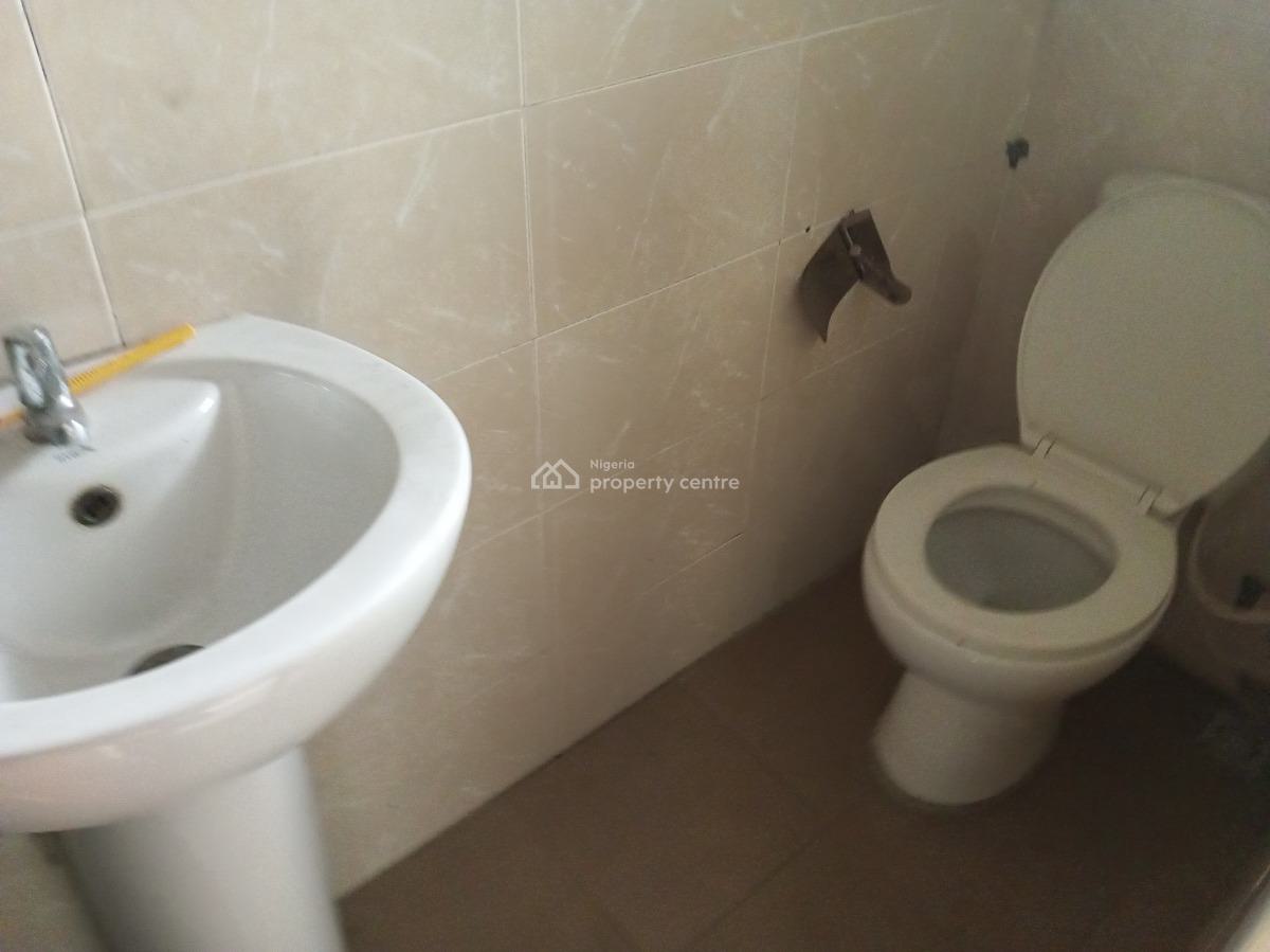 a Nice 3 Bedroom Flat, Off Lbs, Olokonla, Ajah, Lagos, Flat / Apartment for Rent