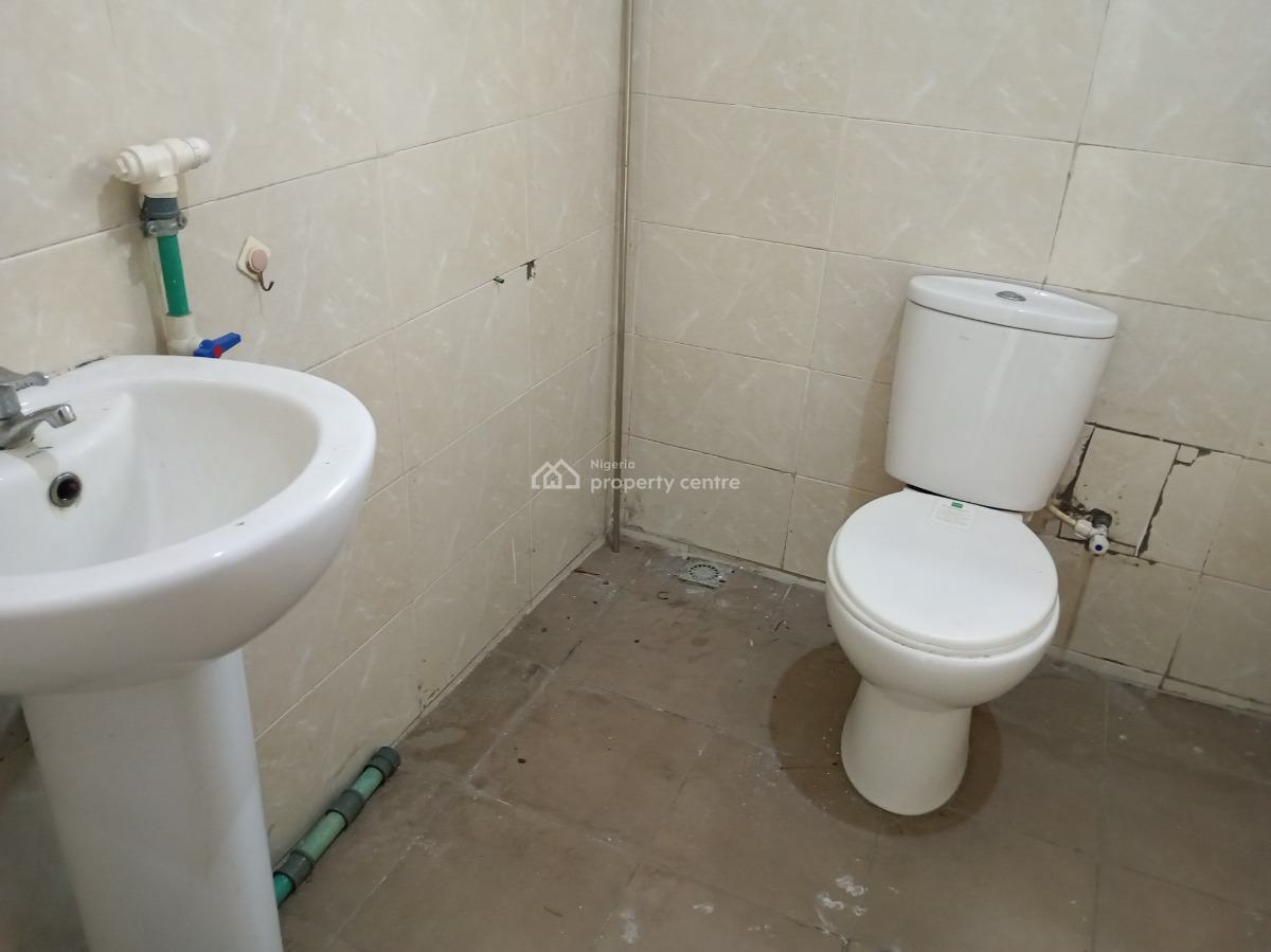 a Nice 3 Bedroom Flat, Off Lbs, Olokonla, Ajah, Lagos, Flat / Apartment for Rent