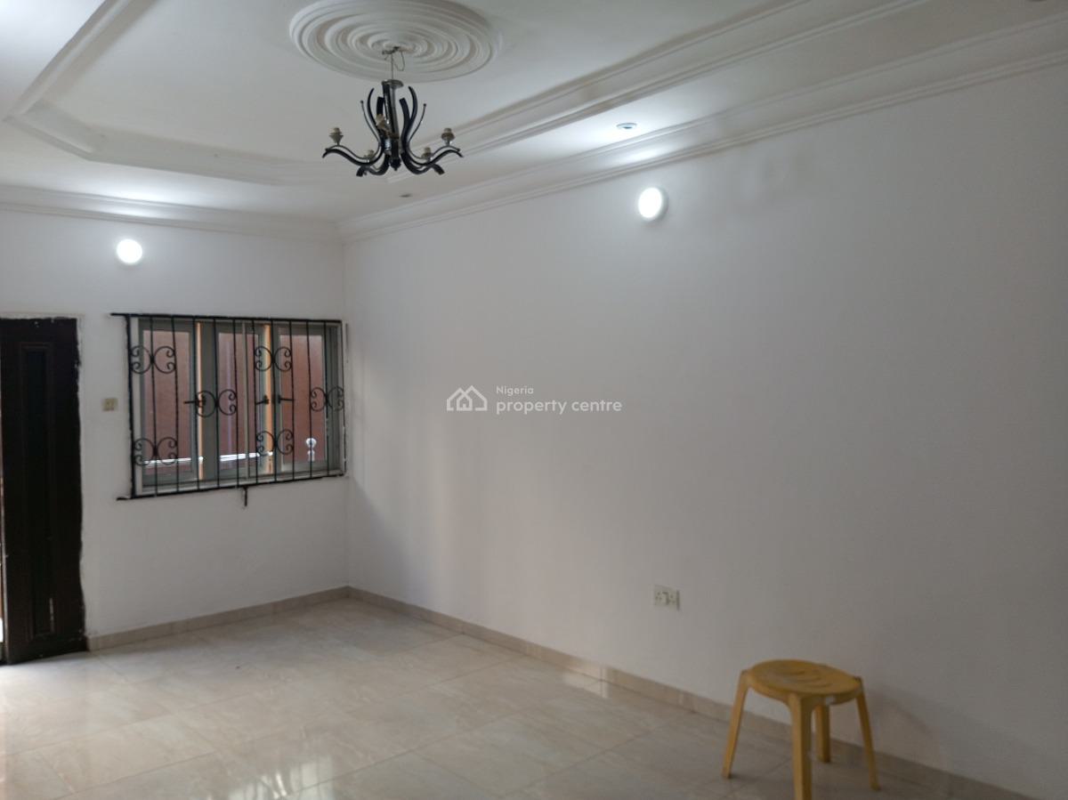 a Nice 3 Bedroom Flat, Off Lbs, Olokonla, Ajah, Lagos, Flat / Apartment for Rent