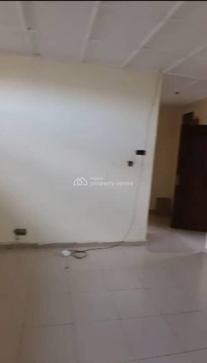 Lovely 2 Bedroom Flat, Gra, Ogudu, Lagos, Flat / Apartment for Rent