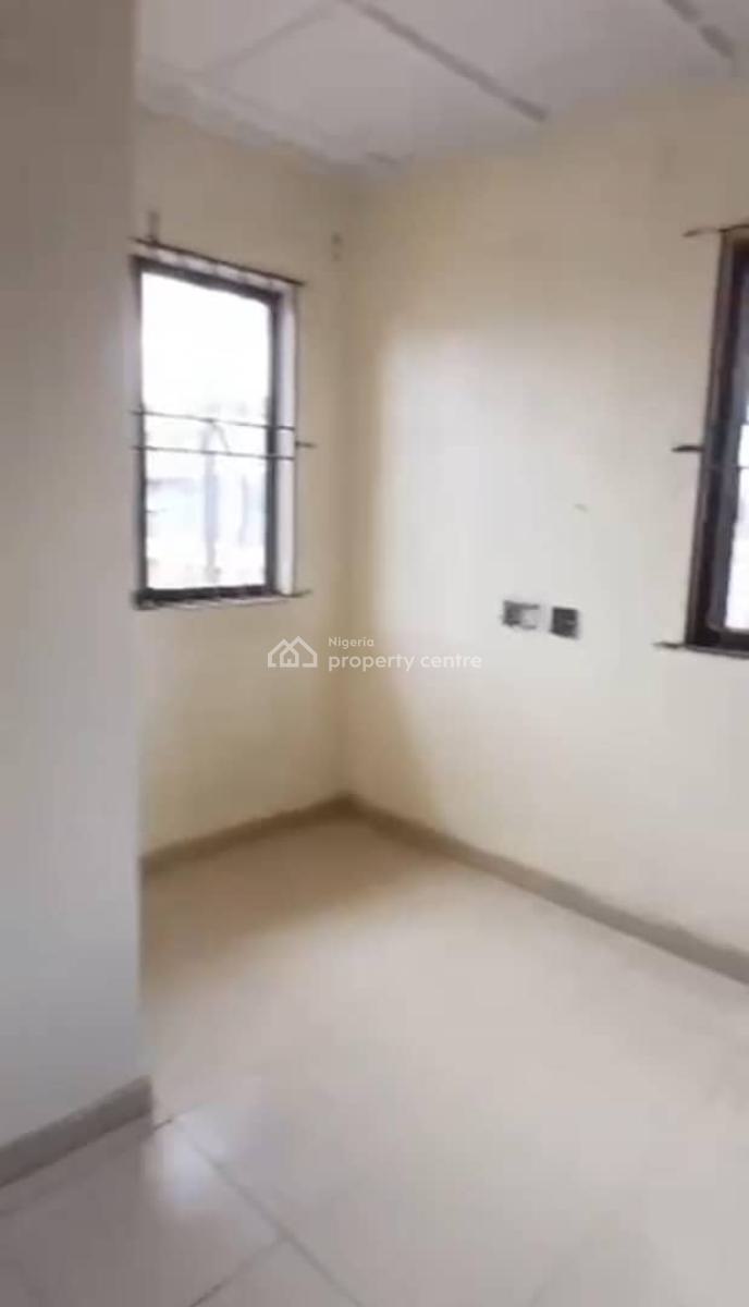 Lovely 2 Bedroom Flat, Gra, Ogudu, Lagos, Flat / Apartment for Rent